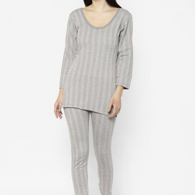 Women Striped Thermal Set