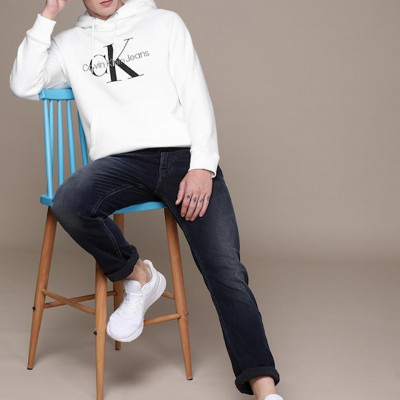 "Men White Printed Hooded Sweatshirt "